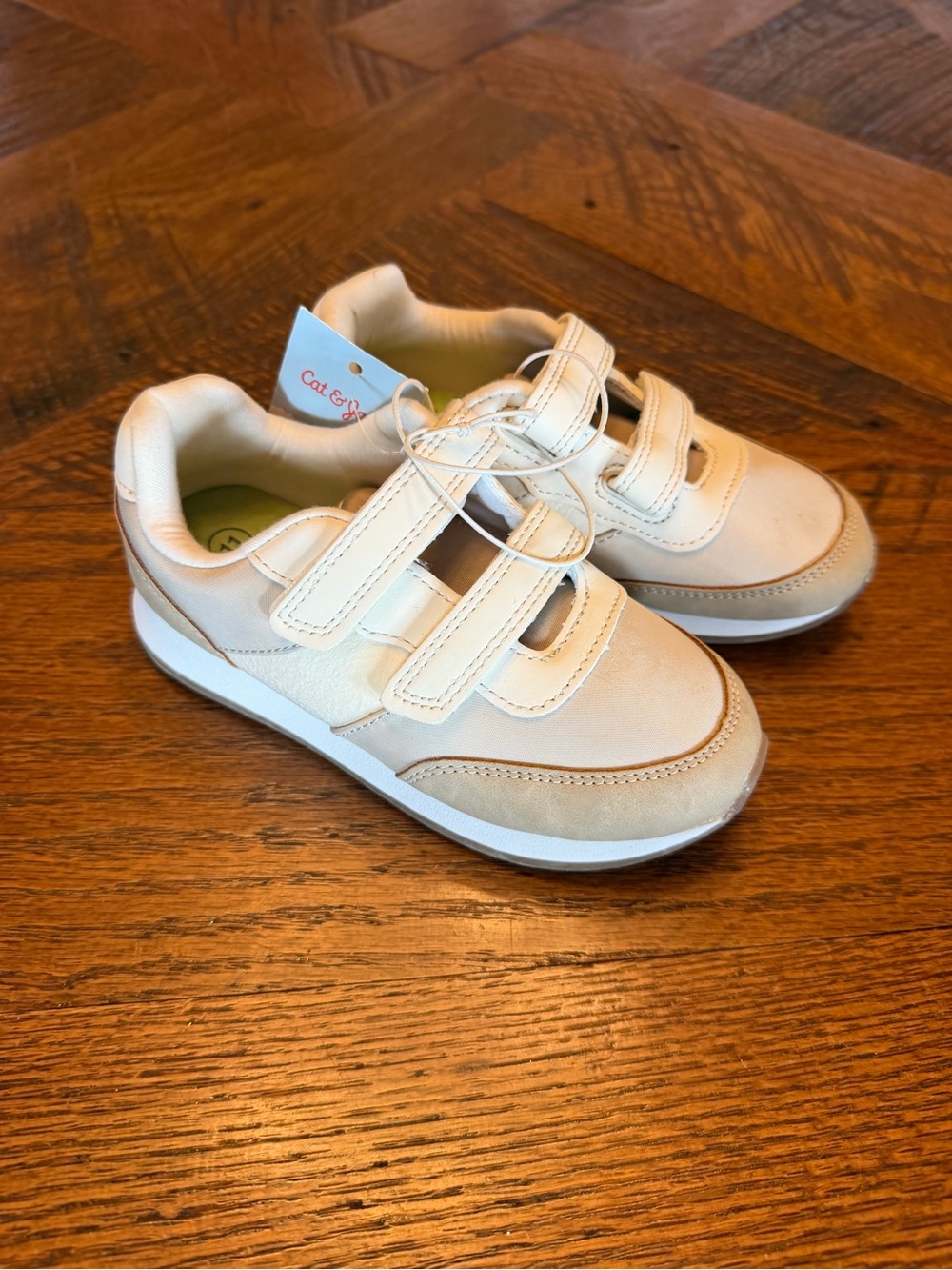 Cat & Jack Cream Velcro Kids Sneakers Sz 11